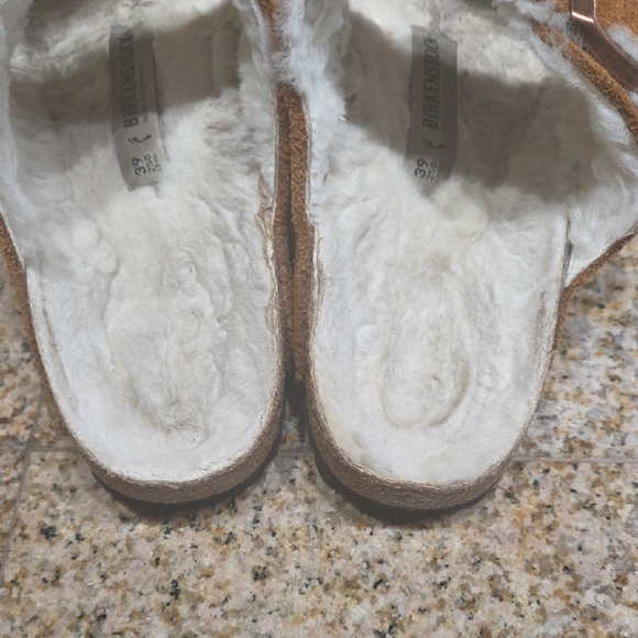 Birkenstock Arizona Sherpa Tan Suede Women's Sandals - Picture 4 of 7